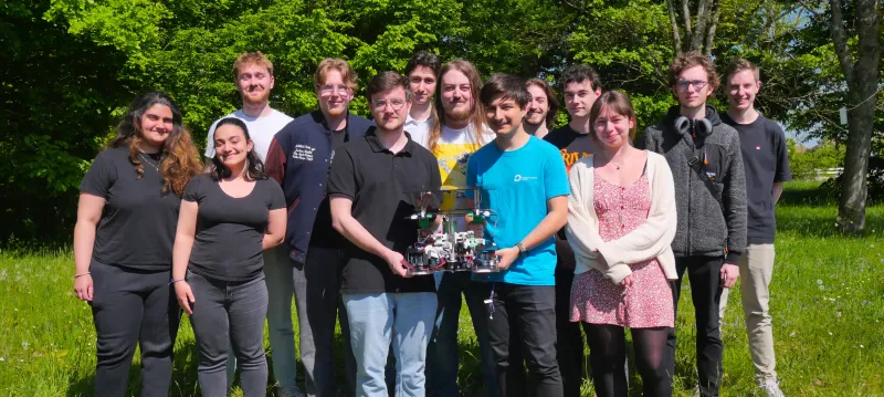 Équipe Robotech Nancy participante à la Coupe de France de Robotique en 2025