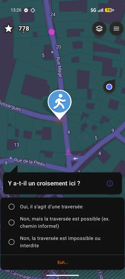 Capture d'écran de StreetComplete : exemple d'une quête sur un croisement piéton